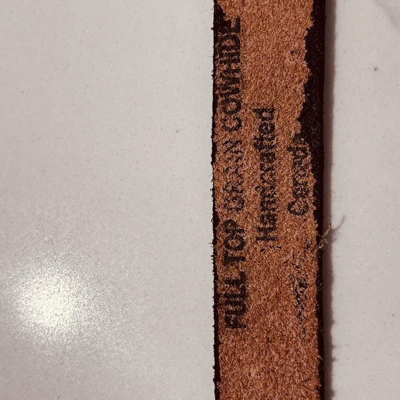 BELT Tooled Leather Gold Toned Buckle Handcrafted in Canada Dark Brown. - Picture 5 of 5